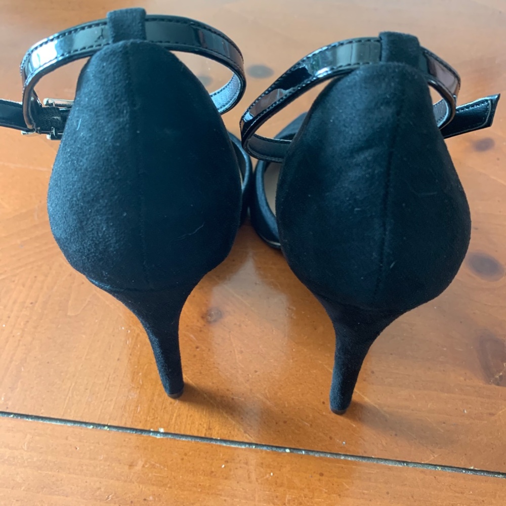 Call it Spring - Picture 3 of 6